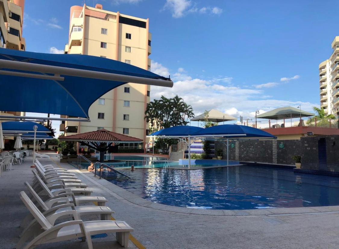 Parque Das Aguas Quentes Caldas Novas Go Exterior photo